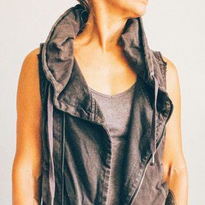 Converse One Star Zip Up Hoodie Vest: M